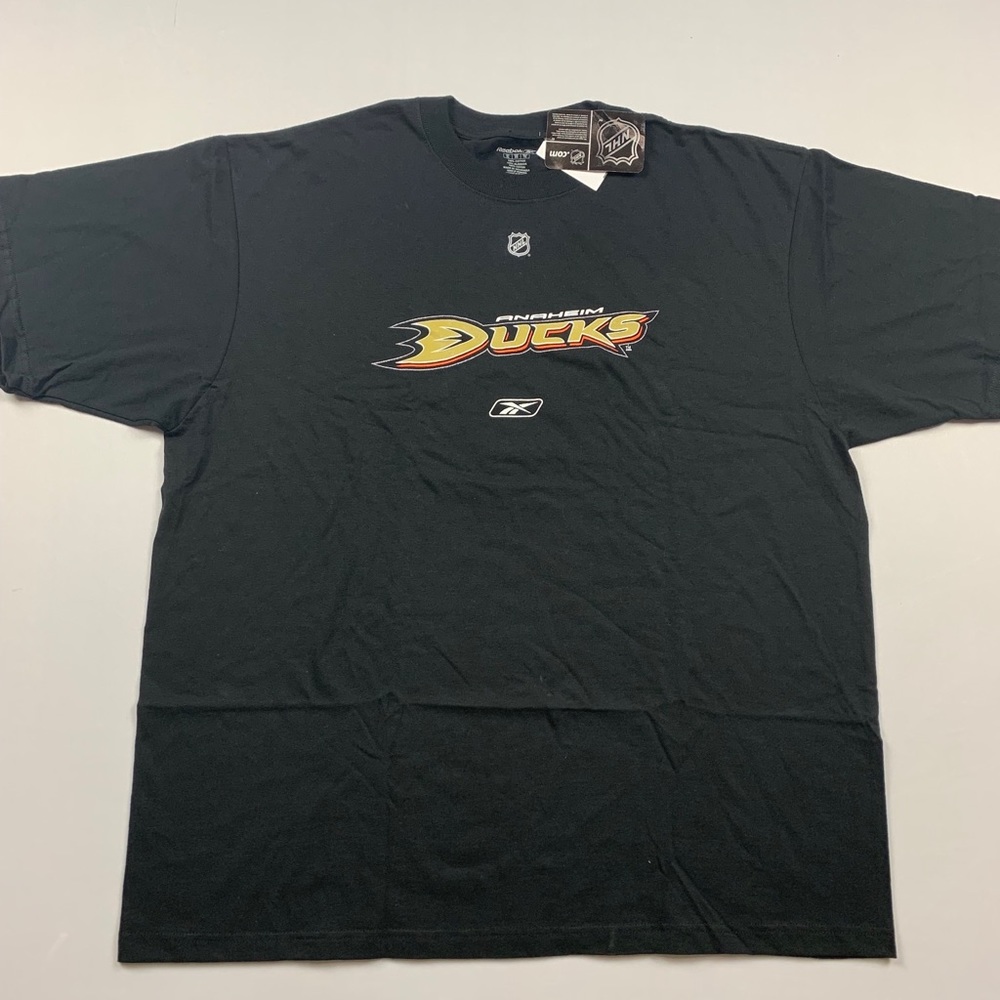 NWT Reebok Anaheim ducks t shirt size adult XL.